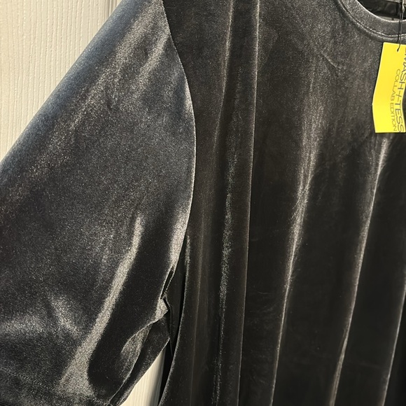 Smash and Tess x The Birds Papaya Velvet Tee - Picture 3 of 3